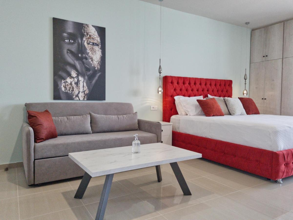 Epipleon Luxury Suites -102- Δωμάτιο 45Τμ Με Βεράντα 35Τμ Μπροστά Στη Θάλασσα Nafpaktos Esterno foto