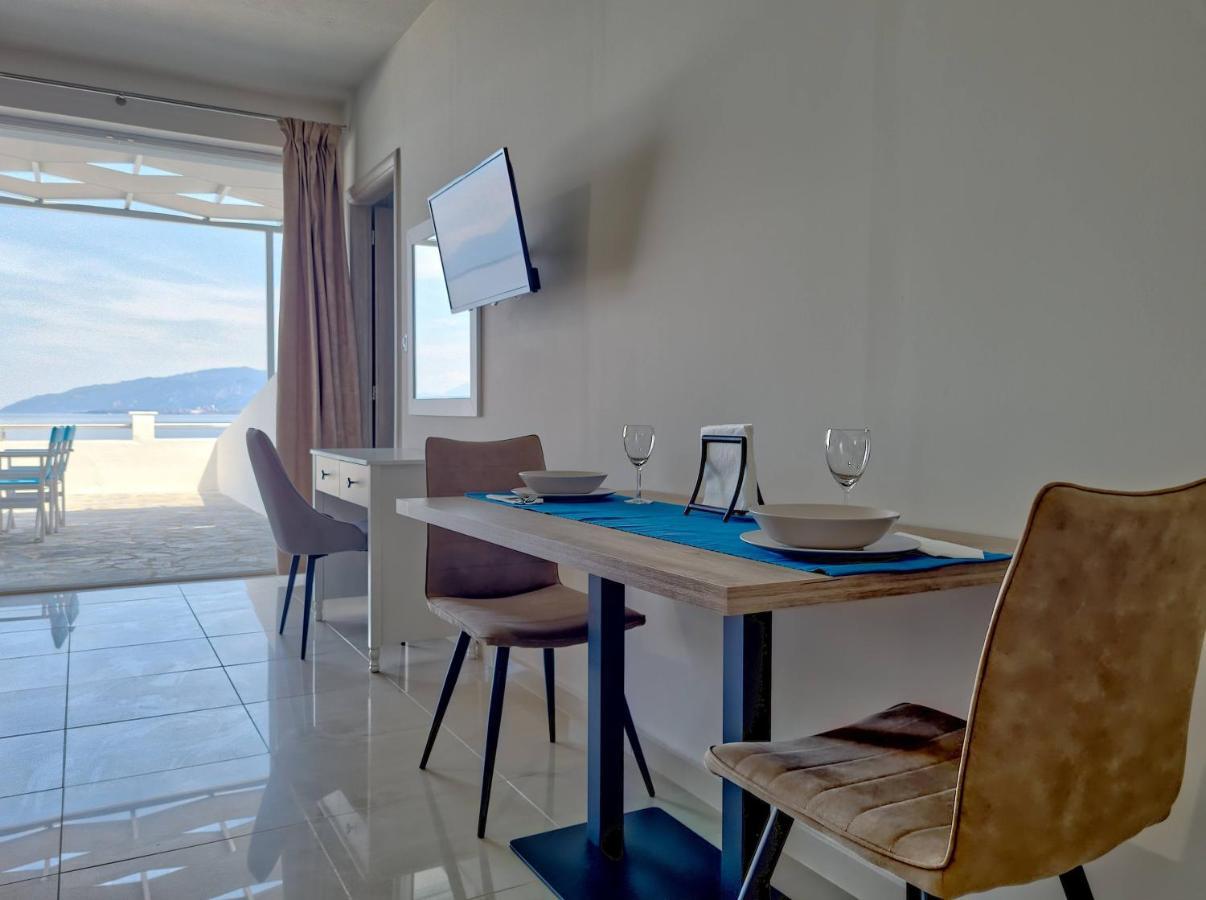 Epipleon Luxury Suites -102- Δωμάτιο 45Τμ Με Βεράντα 35Τμ Μπροστά Στη Θάλασσα Nafpaktos Esterno foto